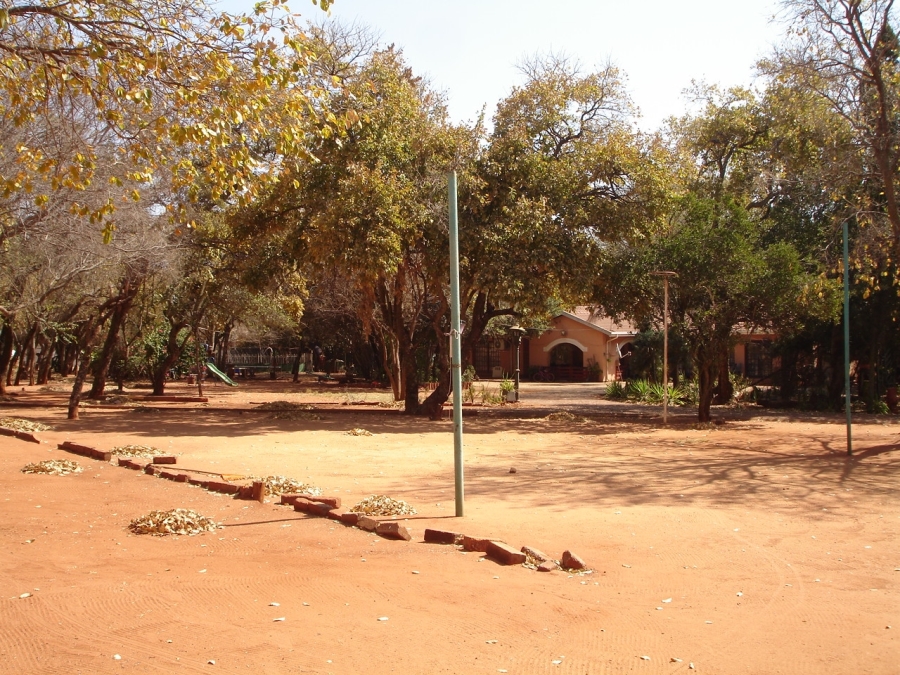 Commercial Property for Sale in Kroondal North West